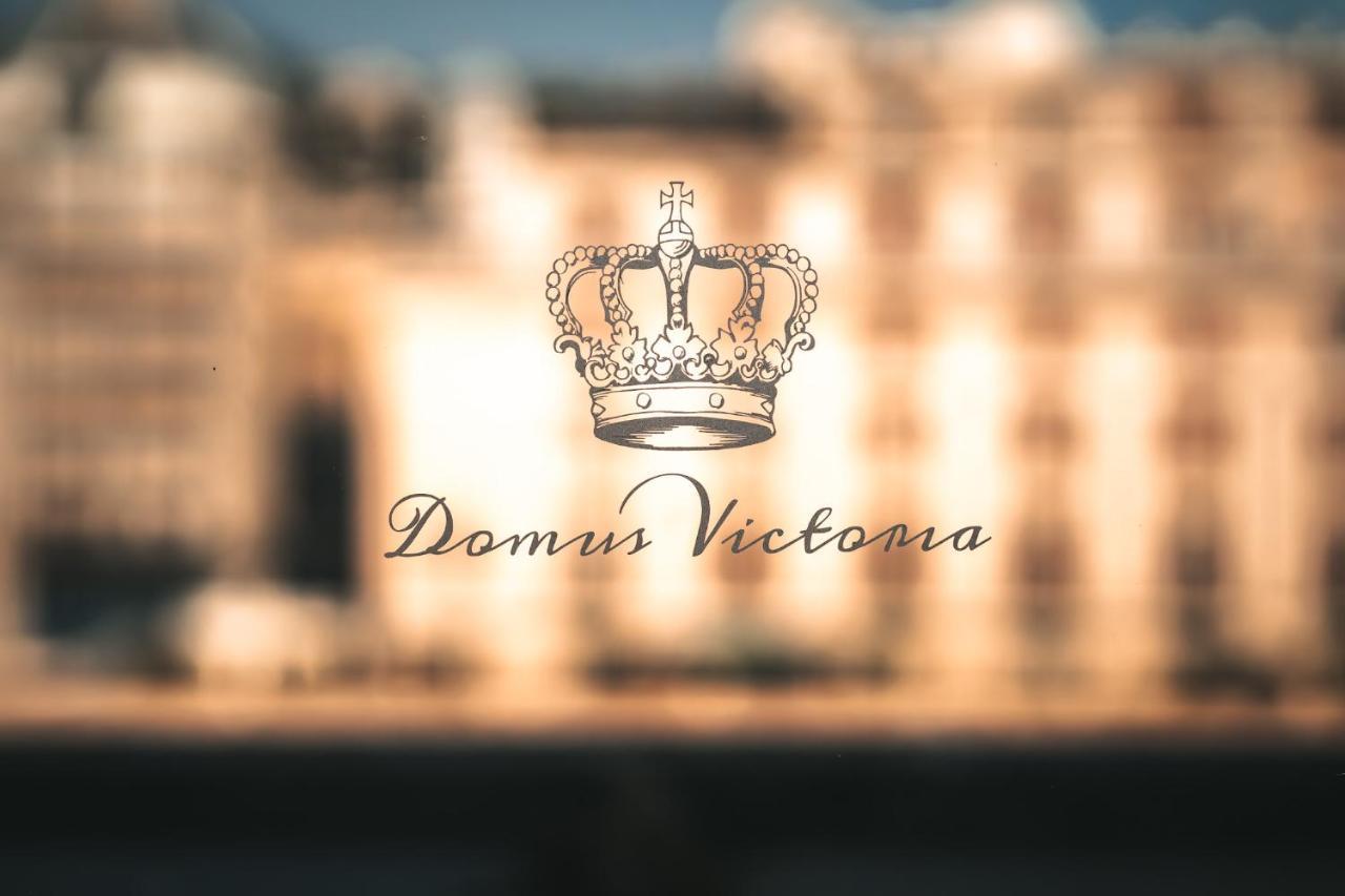 Отель Domus Victoria Генуя Экстерьер фото